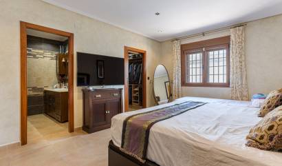 Sale - Villa - Los Montesinos - La Herrada