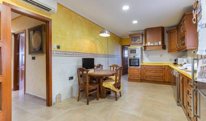 Sale - Villa - Los Montesinos - La Herrada
