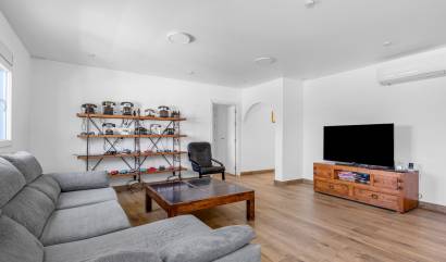 Sale - Villa - Los Montesinos