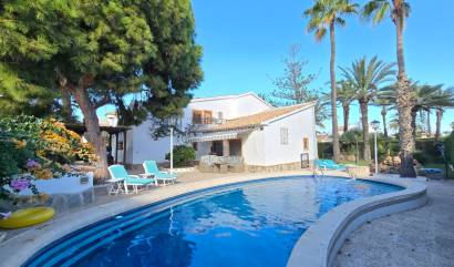 Sale - Villa * - Orihuela Costa * - Cabo Roig *