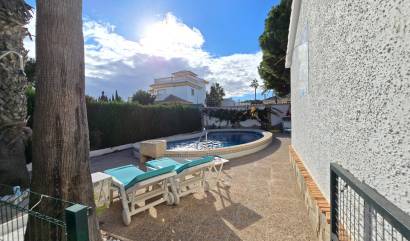 Sale - Villa * - Orihuela Costa * - Cabo Roig *