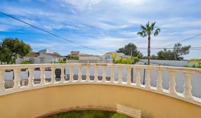 Sale - Villa - Orihuela Costa - Castillo de Don Juan