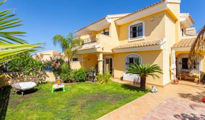 Sale - Villa - Orihuela Costa - Los Dolses