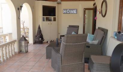 Sale - Villa - Orihuela Costa - Villamartín