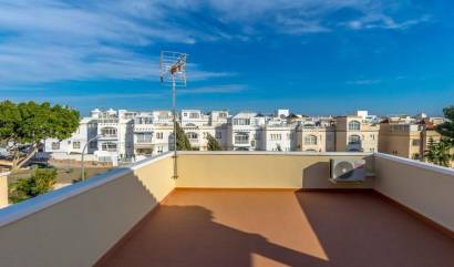 Sale - Villa - Orihuela Costa - Villamartín