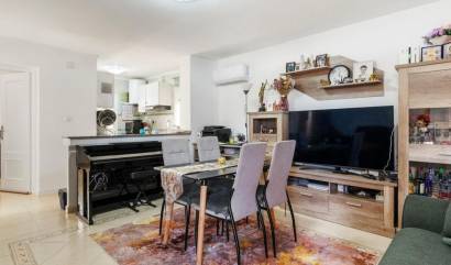 Sale - Villa - Orihuela Costa - Villamartín