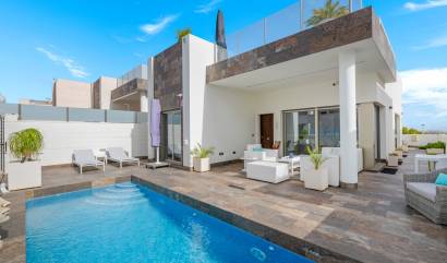 Sale - Villa - Orihuela Costa - Villamartín