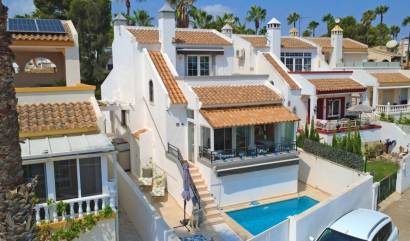 Sale - Villa - Orihuela Costa - Villamartín