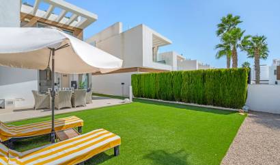 Sale - Villa - Orihuela Costa - Villamartín