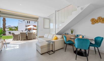 Sale - Villa - Orihuela Costa - Villamartín