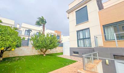 Sale - Villa - Orihuela Costa