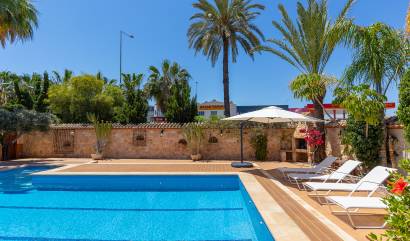 Sale - Villa - Orihuela - Orihuela Costa