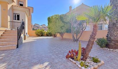 Sale - Villa - Orihuela - Orihuela Costa