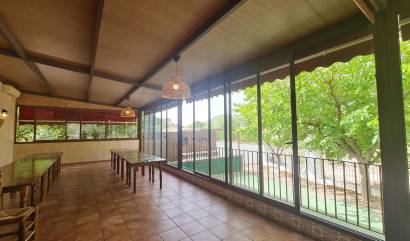 Sale - Villa - Petrer