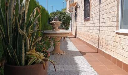 Sale - Villa - Pilar de la Horadada