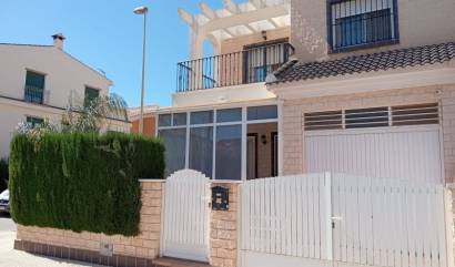 Sale - Villa - Pilar de la Horadada