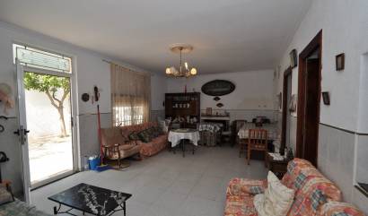 Sale - Villa - Pinoso