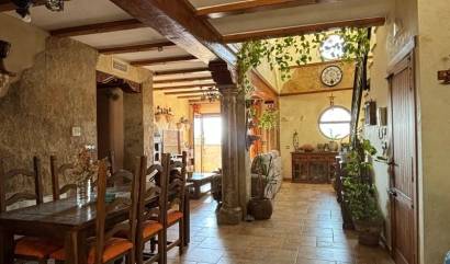 Sale - Villa - Redován