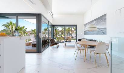 Sale - Villa - San Miguel de Salinas