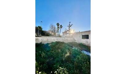 Sale - Villa - Torrevieja - Aguas Nuevas