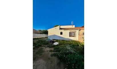 Sale - Villa - Torrevieja - Aguas Nuevas