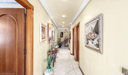 Sale - Villa - Torrevieja - La Mata