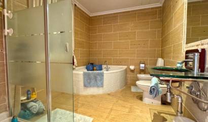 Sale - Villa - Torrevieja - Los Balcones