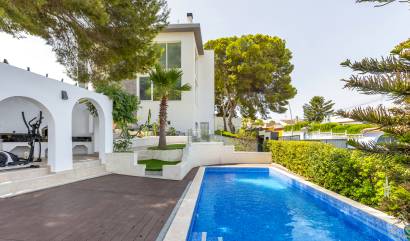 Sale - Villa - Torrevieja - Los Balcones
