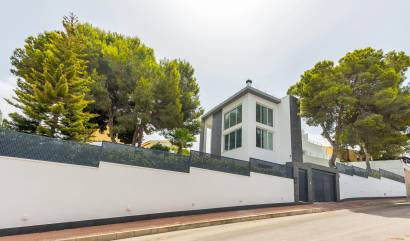 Sale - Villa - Torrevieja - Los Balcones