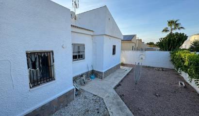 Sale - Villa - Torrevieja - San luis