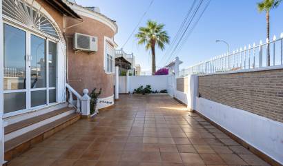 Sale - Villa - Torrevieja - Urbanización San Luis