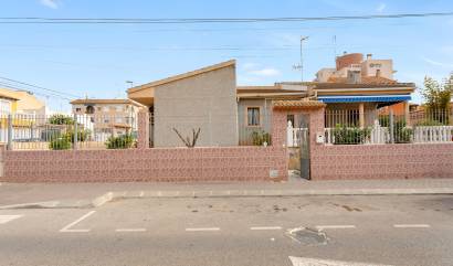 Sale - Villa - Torrevieja