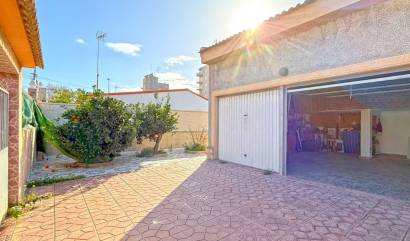 Sale - Villa - Torrevieja