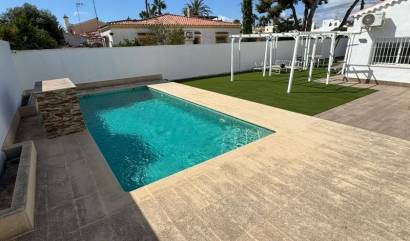 Sale - Villa - Torrevieja