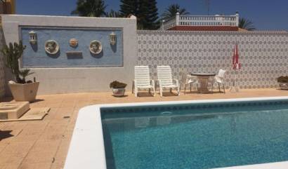 Sale - Villa - Torrevieja