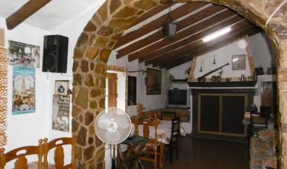 Sale - Villa - Yecla