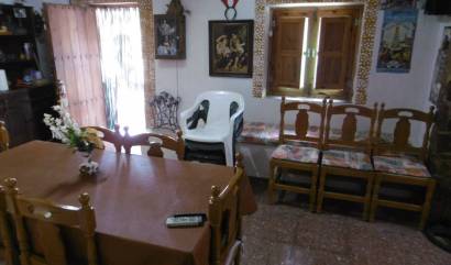 Sale - Villa - Yecla