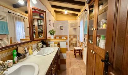 Sale - Villa - Yecla