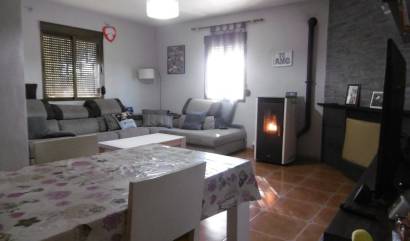 Sale - Villa - Yecla