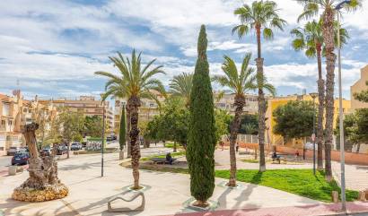 Venta - Apartment - Torrevieja - Estacion de autobuses