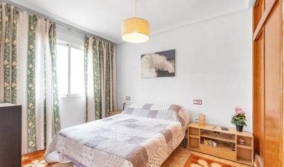 Venta - Apartment - Torrevieja - Estacion de autobuses
