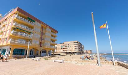 Venta - Apartment - Torrevieja - La Mata pueblo