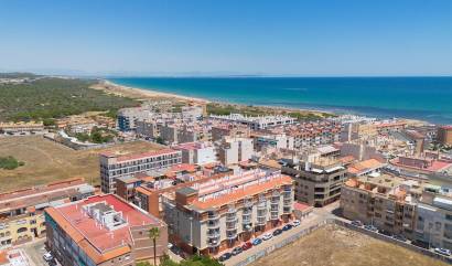 Venta - Apartment - Torrevieja - La Mata pueblo