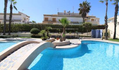 Venta - Apartment - Torrevieja - La Mata