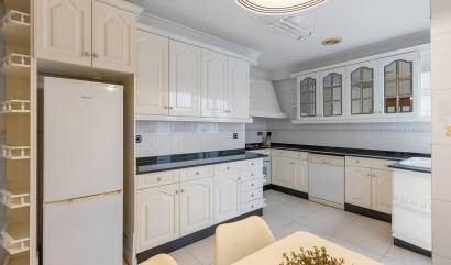 Venta - Apartment - Torrevieja - Paseo maritimo