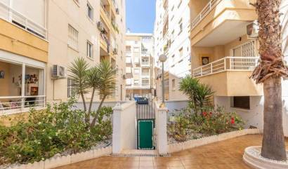 Venta - Apartment - Torrevieja - Playa de los Locos