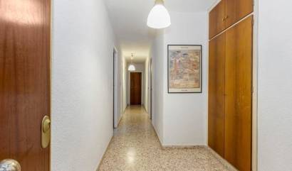 Venta - Apartment - Torrevieja - Playa de los Locos