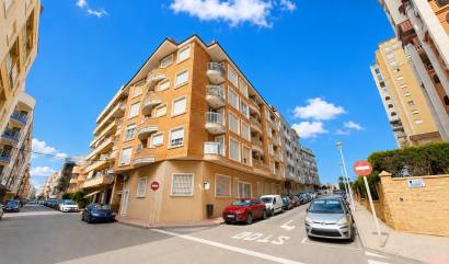 Venta - Apartment - Torrevieja - Playa de los locos