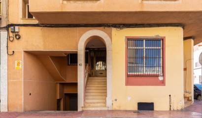 Venta - Apartment - Torrevieja - Playa del cura