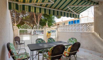 Venta - Bungalow - Torrevieja - Playa de los Naufragos